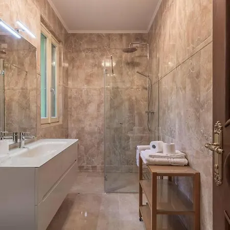 3 Bedrooms View Terrace Menaggio